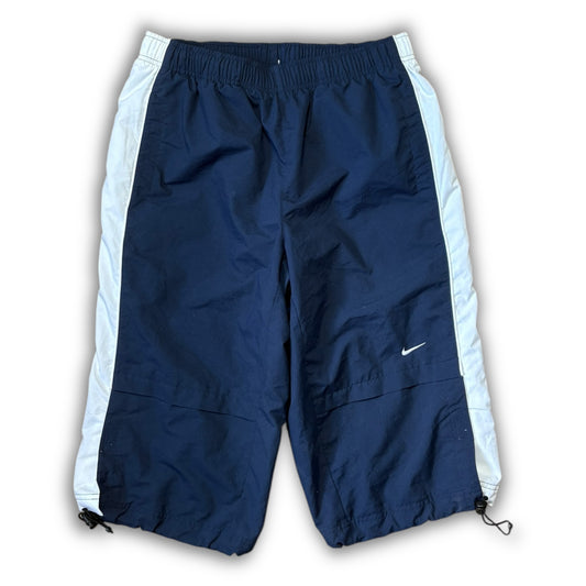 Nike shorts [L]