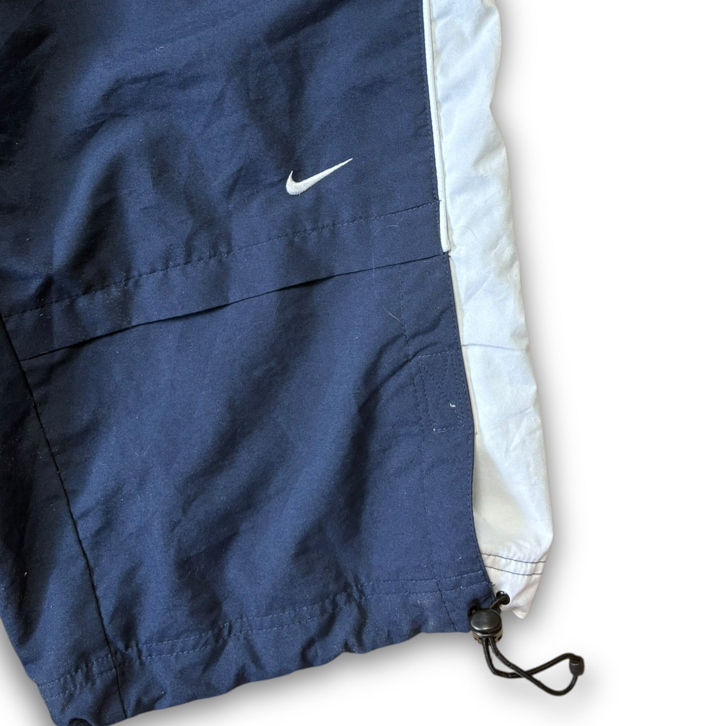 Nike shorts [L]