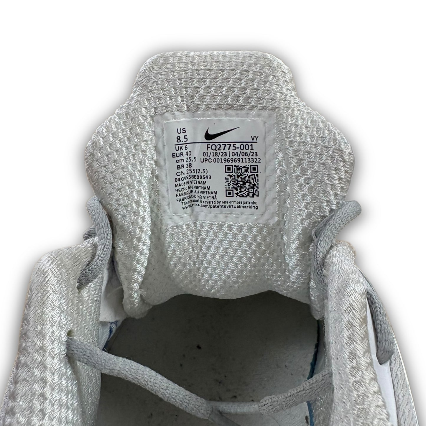 Nike Shox [40]